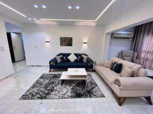 الايام الجميلة