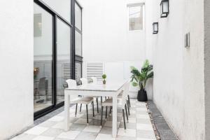 MOT Salvatore 5800 A - 4 Bd BBQ & Pool Palermo