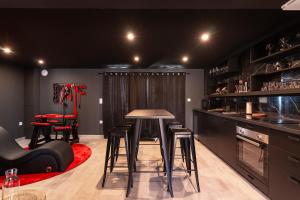 LInterdit, Confort et Sensualité