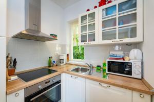 MY DALMATIA - Vacation house Maslenica with sea view terrace