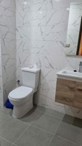 Cozy Family Nest 2BR Apartment