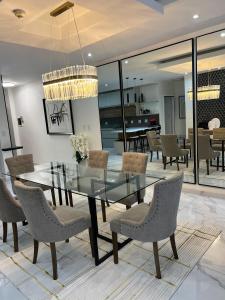 Delight Luxurious Apartments Presidential suite