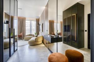 Chronos Luxury Apartments