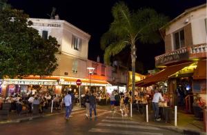 Juan les pins, premium, sea view, sleeps 6