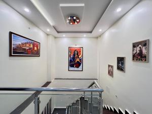 Luxury Apartment with Ganga View