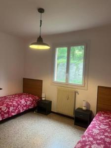 Eze village bas de villa jardin vue mer