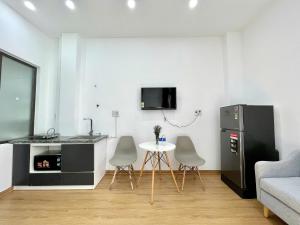 Đông Phương Apartment