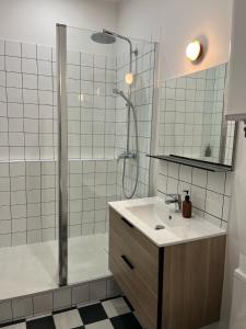 Appartements 2 Grandes chambres - Centre Historique - Fraicheur assuree : photos des chambres