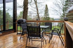 Lake Muskoka Deluxe 3-bdrm Cottage - Pier 100 #80