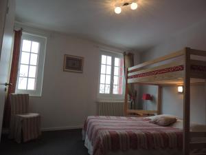 Hotels Hotel Restaurant du Plomb du Cantal : photos des chambres