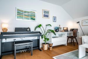 Strato Apartment 