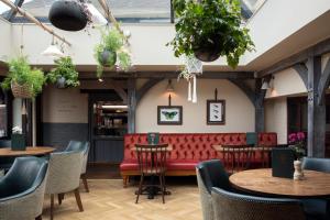 Cromwell Arms Country Pub with Rooms