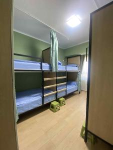 Sansar tunnel hostel