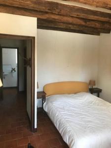 Maisons de vacances Grand Gite a Parce Sur Sarthe : photos des chambres