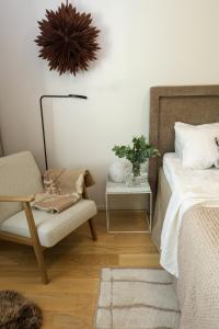 Lovely apr by the sea with Air condition!