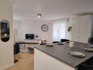 Appartements Appartement Le Luna Rouen Parking Gratuit : photos des chambres