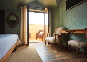 Double Room with Balcony room in Silver Coast Beach Residence