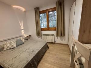 Can Bosquet - Casa de invitados adosada a casa familiar