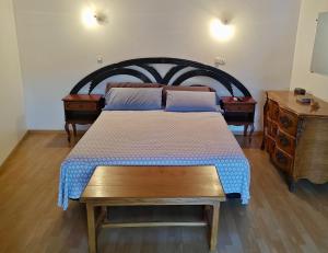 Maisons de vacances House in a quiet neighborhood, Balneo and BBQ : photos des chambres