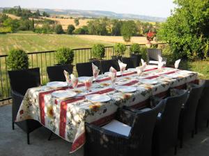 Maisons de vacances Chateau Bethanie 19th century charming gite, swimming pool : photos des chambres