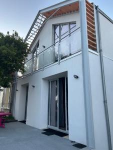 FOURAS villa Jean Michèle Villa Neuve en front de mer