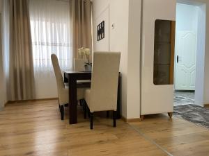 Cozy Townhouse Niš