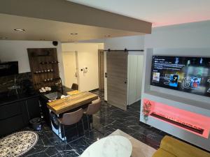 Appartements Garden Suite Toulouse : Appartement avec Terrasse