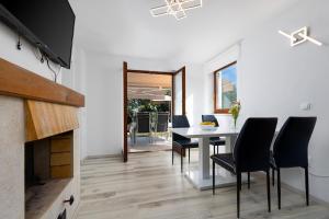 Apartment Mija with garden