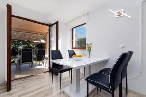 Apartment Mija with garden