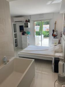 Appartements Appartement spacieux le village, Royal Golf Mougins : photos des chambres