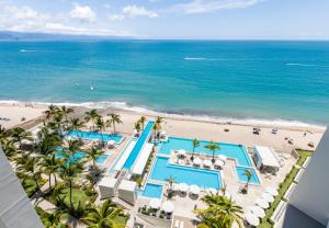 Ocean View Beach Front Condo in the Center of Town