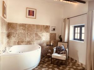 B&B / Chambres d'hotes B&B Temps Suspendu Provence : photos des chambres