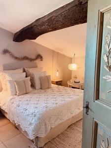 B&B / Chambres d'hotes B&B Temps Suspendu Provence : photos des chambres