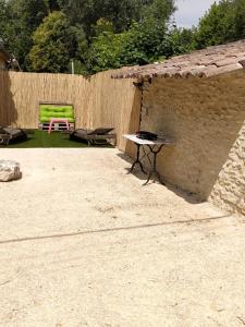 Appartements Au Coeur du Pays des Sorgues : photos des chambres