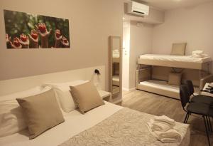 Quadruple Room room in Hotel Acquario