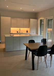 Brand new villa - Arctic Circle Hideaway