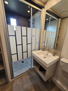 Appartements Agreable cottage pour 5 personnes dans un parc residentiel pour des vacances reposantes en famille : photos des chambres