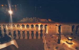 Apartments Grbac Veli Rat-Seaside