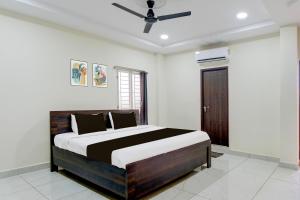 Hotel O Ramavarapadu Near PVR Icon