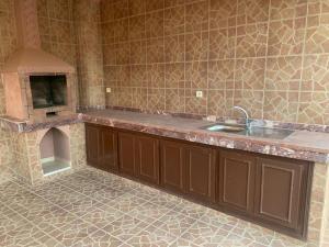 Maison de 3 chambres avec piscine tubulaire et clim à Karakcho