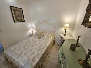 Maisons de vacances Sejour Bucolique en Sologne: Gite de Plain-Pied avec Etangs et a Proximite des Chateaux de la Loire - FR-1-491-354 : photos des chambres