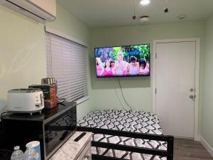 Macau Studio-Guesthouse by Sac State and UCDMC