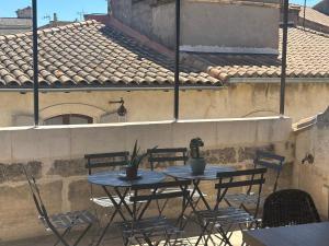 ARLES: Duplex Chic Centre - Clim & Vue Imprenable - FR-1-765-29