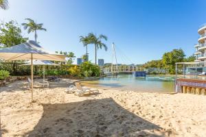 Bright 2-Bed Apartment Near Wentworth Point Sights