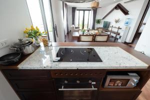 FLESTA Doi Can Serviced Apartment