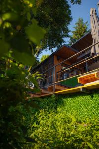 SteLar Lake View 2025