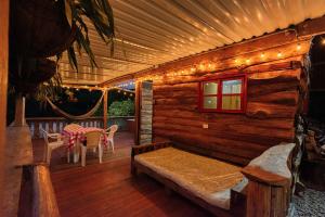 Beautiful Cabin Love and Nature