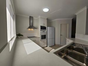 Pelican Shore Villa 12 - Kalbarri WA