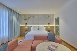 ICONIQA Hotel Mumbai International Airport