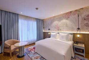 ICONIQA Hotel Mumbai International Airport